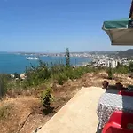 Sea View *
