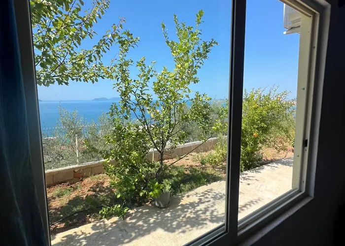 Sea View Апартаменты *