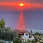 Sea View *