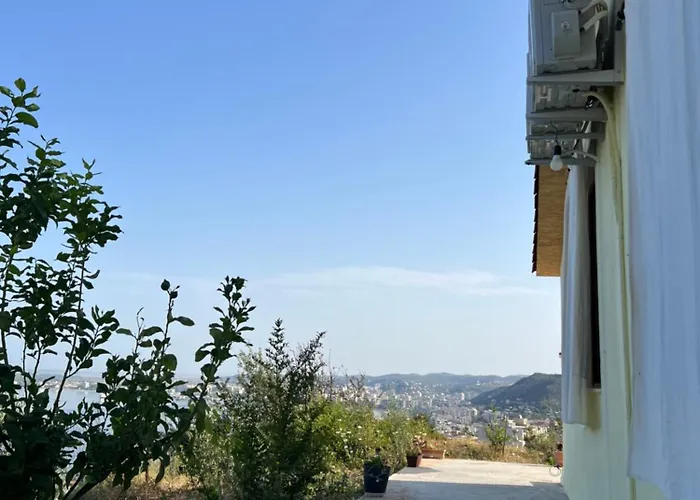 Апартаменты Sea View Влёра